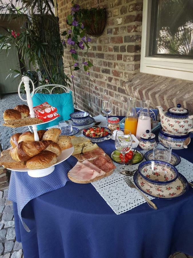 Bed And Breakfast Piekoo Belloo Weert Exteriör bild